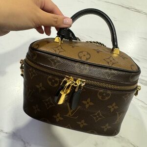 Louis Vuitton reverse monogram vanity pm